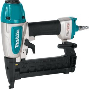 ENGRAPADORA NEUMÁTICA AT638A MAKITA